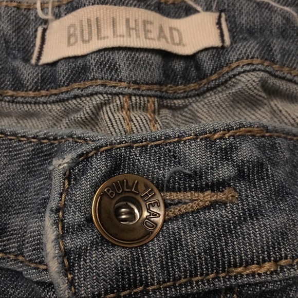 Bullhead Cuffed Jean Shorts Size 5 - Picture 3 of 6